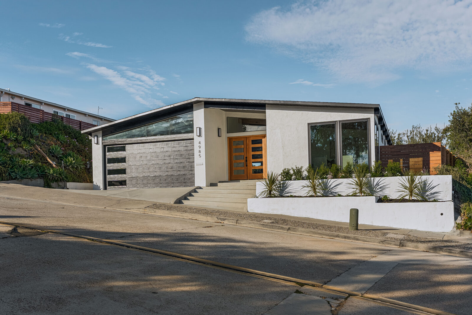 4985 Pacifica Dr